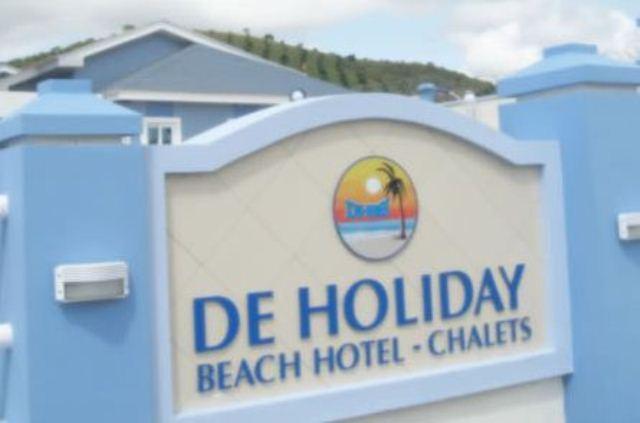 De Holiday Beach Hotel アクラ エクステリア 写真